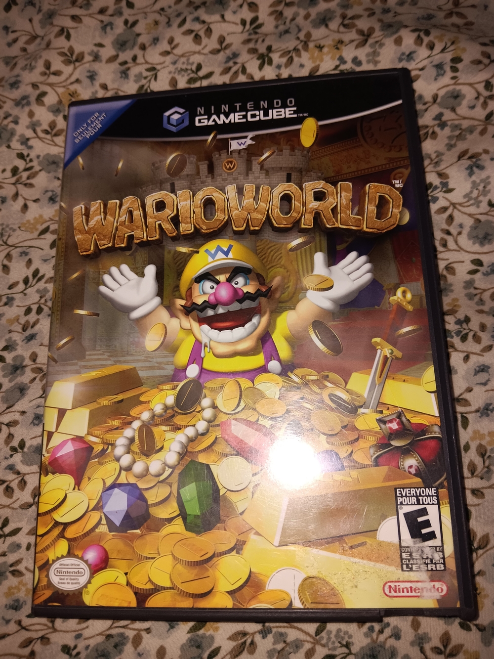 Nintendo WarioWorld GameCube Cover Art — Yellow, Gold, Purple